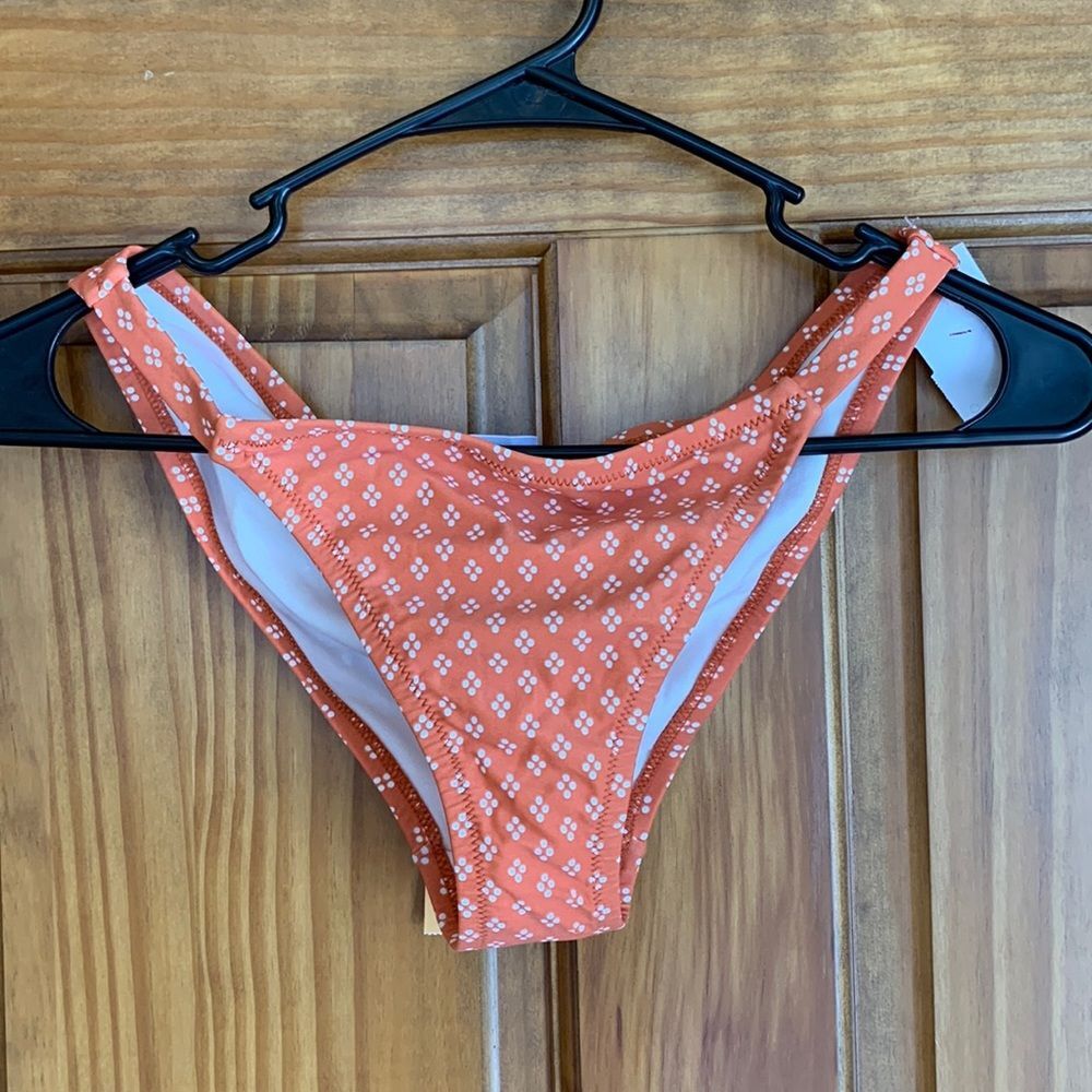 2/$22 NWT Kona Sol Medium Coverage Hipster Geometric Bikini Swimsuit Bottoms